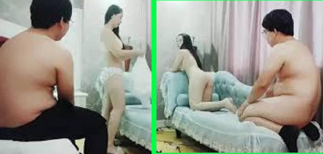 漂亮大奶少妇身材丰满大肥臀性格超好很听话两人研究了半天逼形被胖哥从床上操到沙发奶子哗哗娇喘不停 海报