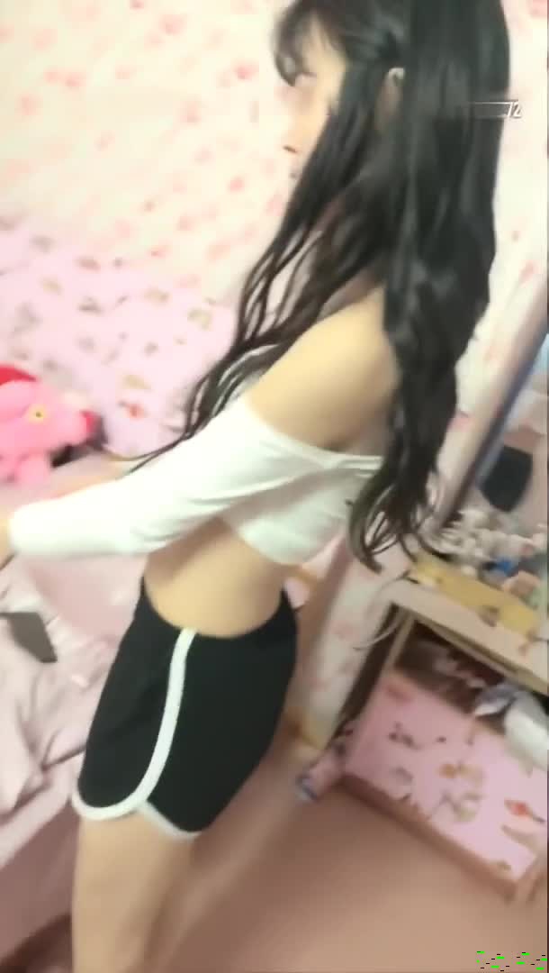 最美纹身女主播.说话嗲嗲的呻吟真好听口交插b插听话放得开 海报