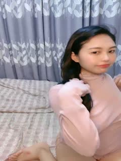 甜美酒窝极品小姐姐！一对豪乳超性感！撩起衣服露奶子 海报